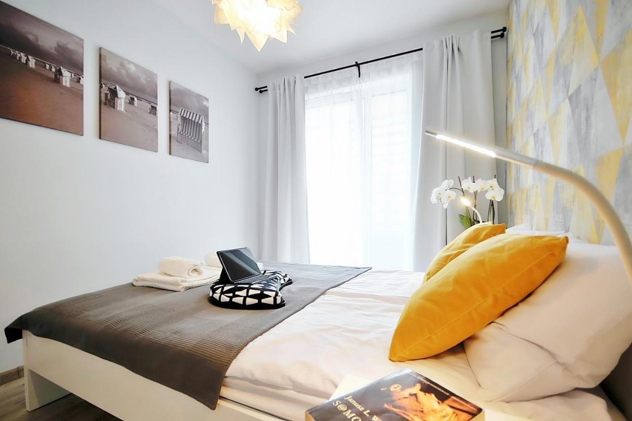 Apartament Andar Z Miejscem Parkingowym Kolobřeh Exteriér fotografie
