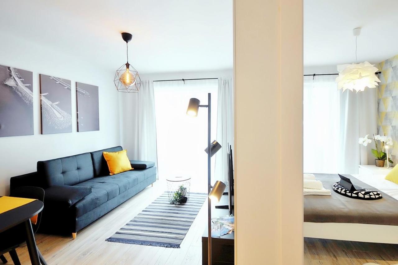 Apartament Andar Z Miejscem Parkingowym Kolobřeh Exteriér fotografie