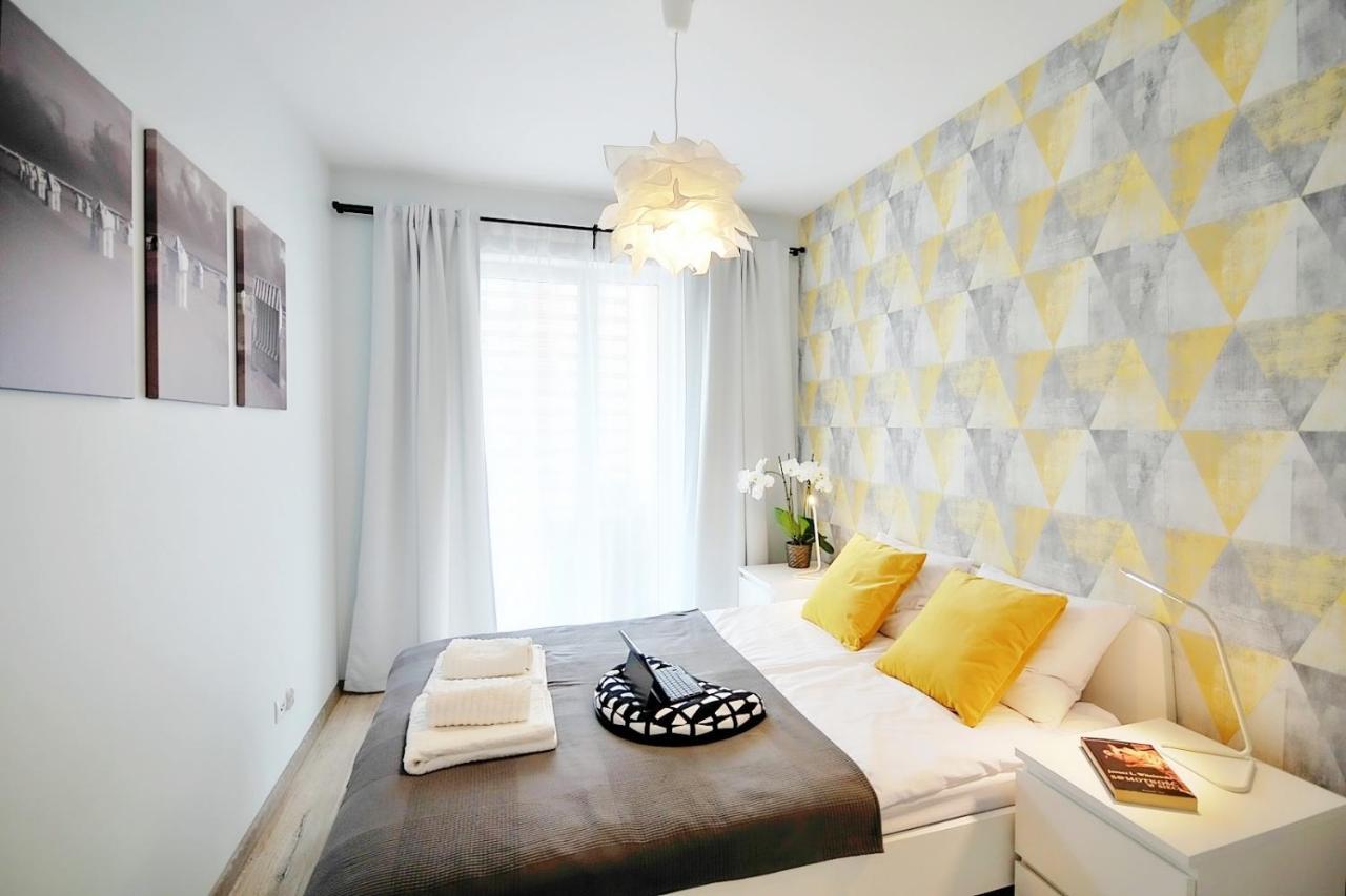 Apartament Andar Z Miejscem Parkingowym Kolobřeh Exteriér fotografie