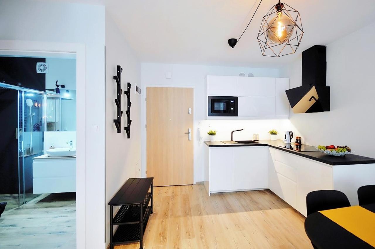 Apartament Andar Z Miejscem Parkingowym Kolobřeh Exteriér fotografie