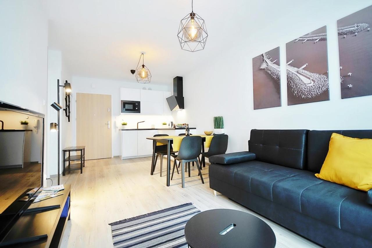 Apartament Andar Z Miejscem Parkingowym Kolobřeh Exteriér fotografie